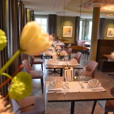Castell Hotel & Restaurant لينسفياير المظهر الخارجي الصورة